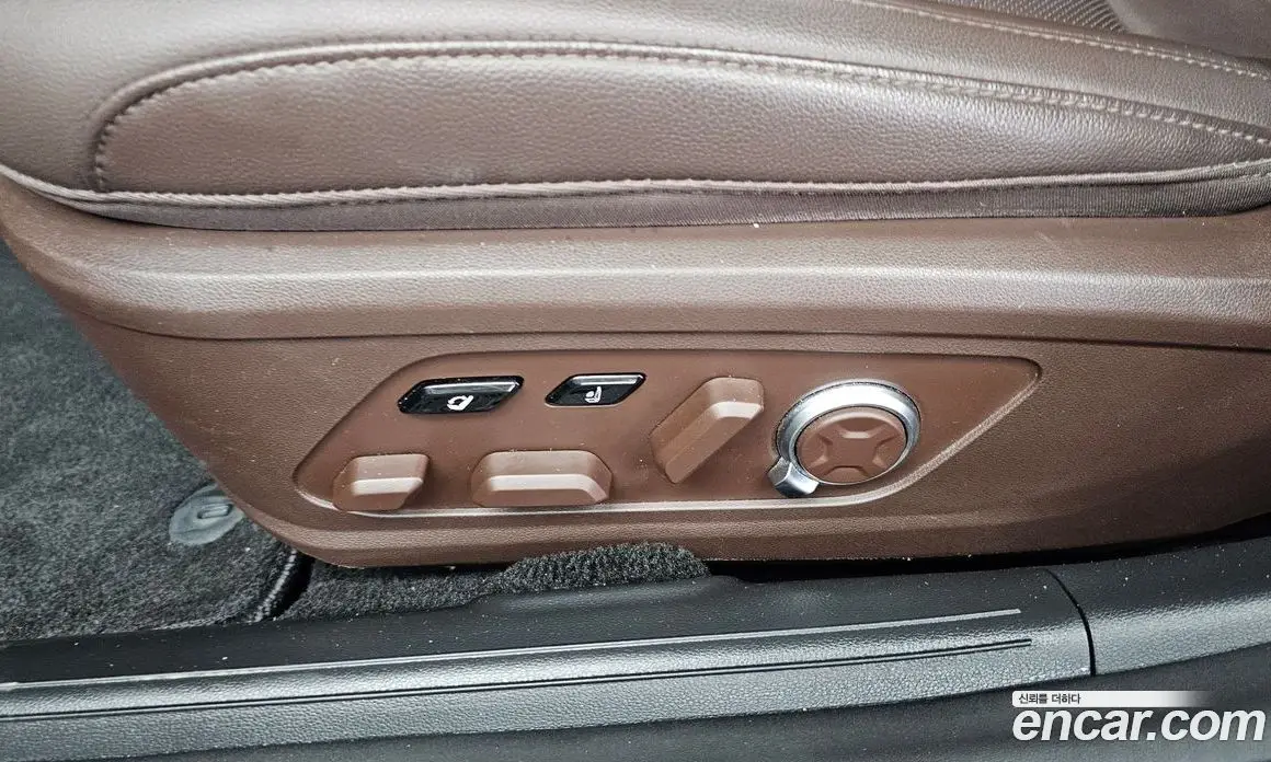 Hyundai Grandeur 2023 2.5 автомат (гидро), фото 31