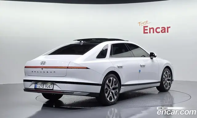 Hyundai Grandeur 2023 1.6 автомат (гидро), миниатюра 2