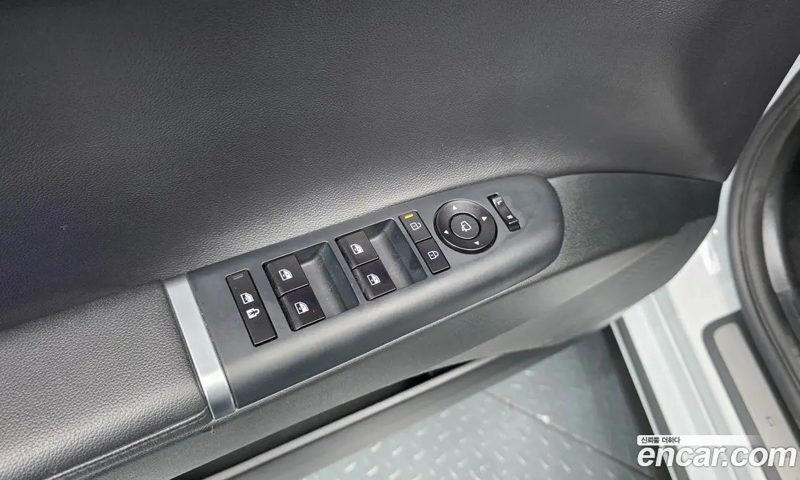 Hyundai Grandeur 2023 1.6 автомат (гидро), фото 27