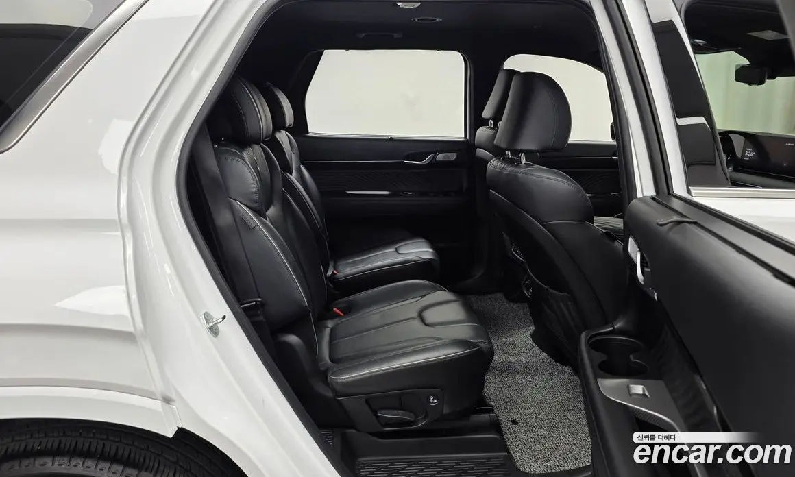 Hyundai Palisade 2024 2.2 автомат (гидро), фото 17