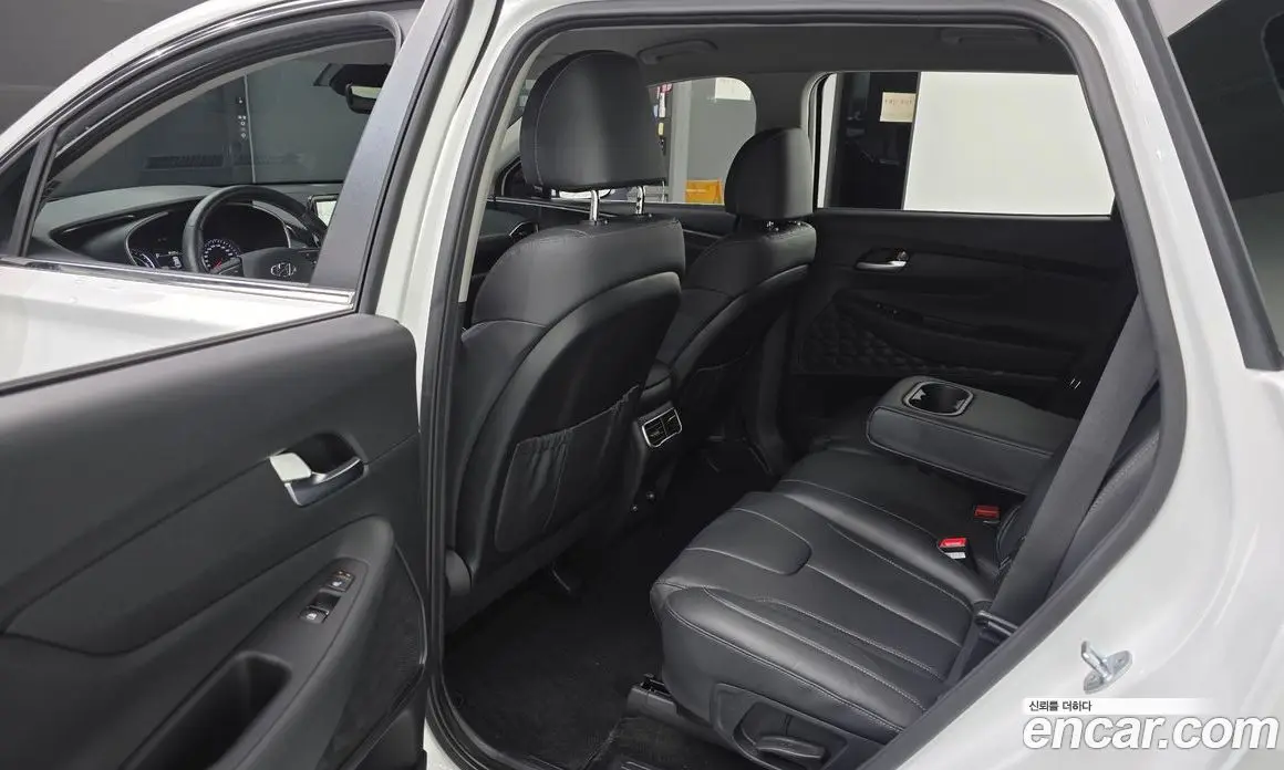 Hyundai Santa Fe 2023 1.6 автомат (гидро), фото 11 Hyundai Santa Fe 2023 1.6 автомат (гидро), фото 11
