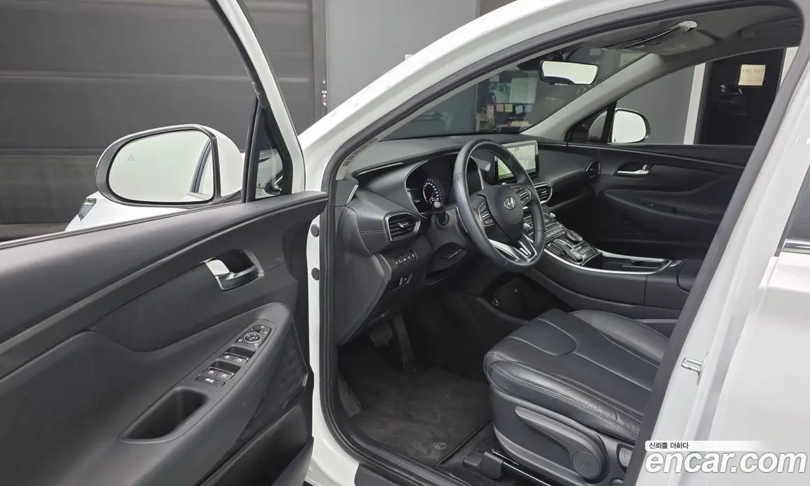 Hyundai Santa Fe 2023 1.6 автомат (гидро), фото 10 Hyundai Santa Fe 2023 1.6 автомат (гидро), фото 10