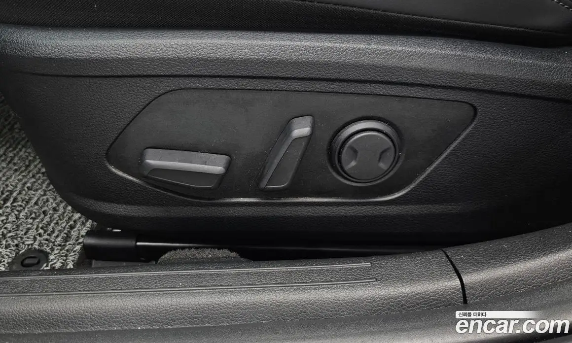 Hyundai Sonata 2023 2.0 автомат (гидро), фото 31
