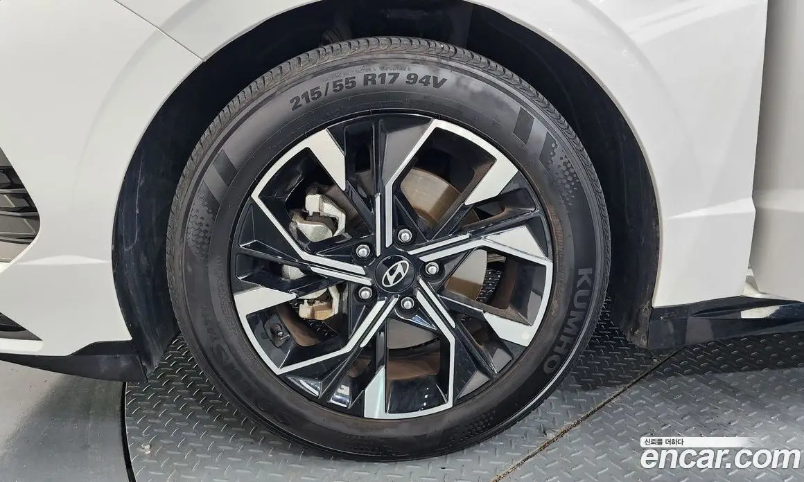 Hyundai Sonata 2024 2.0 автомат (гидро), фото 5