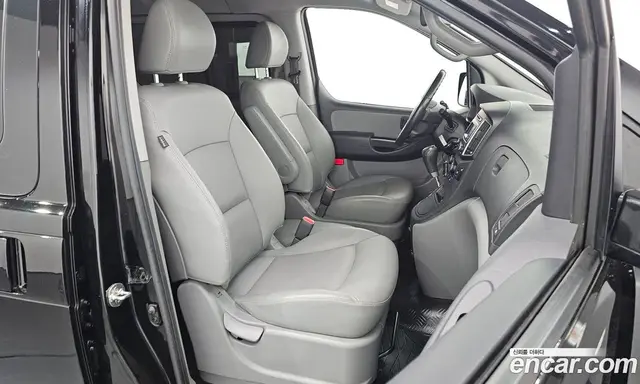 Hyundai Starex 2020 2.5 автомат (гидро), миниатюра 11