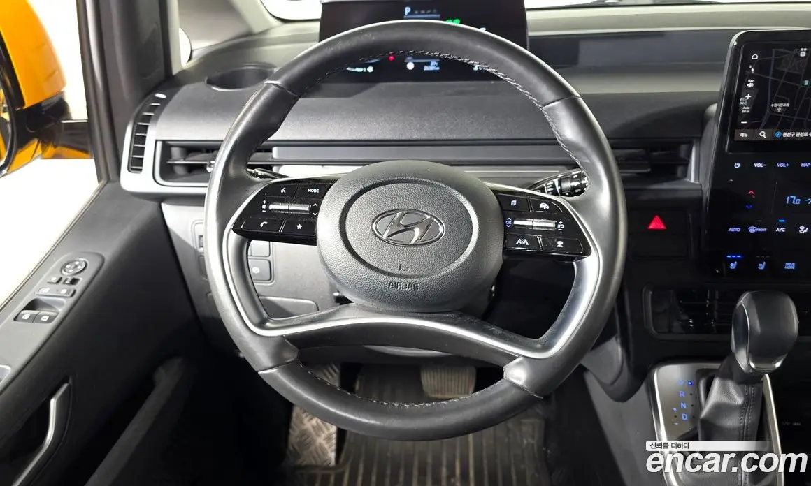 Hyundai Staria 2022 3.5 автомат (гидро), фото 20