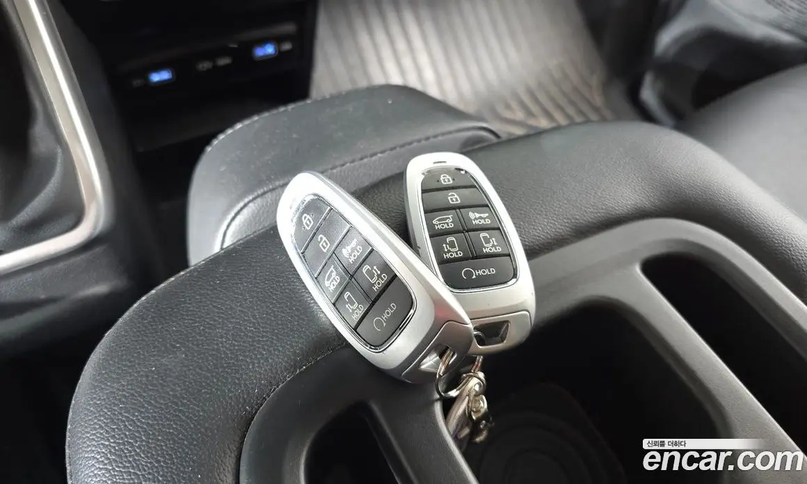 Hyundai Staria 2022 3.5 автомат (гидро), фото 23