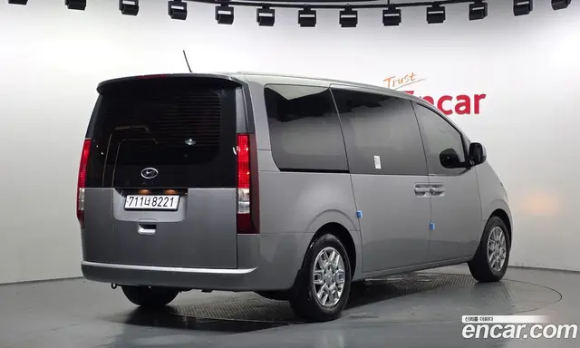 Hyundai Staria 2023 2.2 автомат (гидро), миниатюра 2
