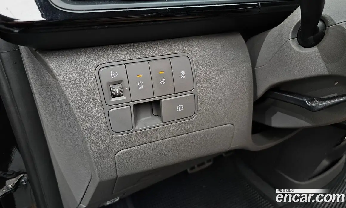 Hyundai Staria 2024 2.2 автомат (гидро), фото 14