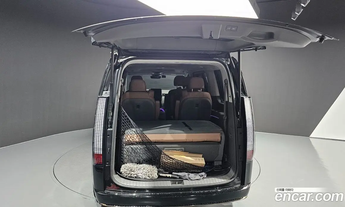 Hyundai Staria 2024 2.2 автомат (гидро), фото 19