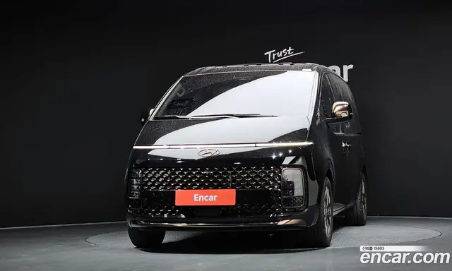 Hyundai Staria 2024 2.2 автомат (гидро), миниатюра 3