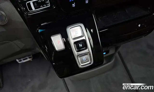 Hyundai Staria 2025 2.2 автомат (гидро), миниатюра 12