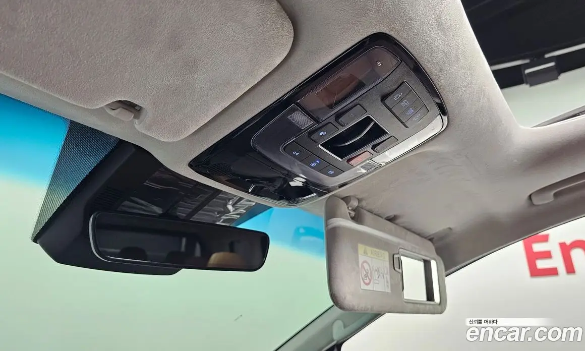 Hyundai Staria 2025 2.2 автомат (гидро), фото 25