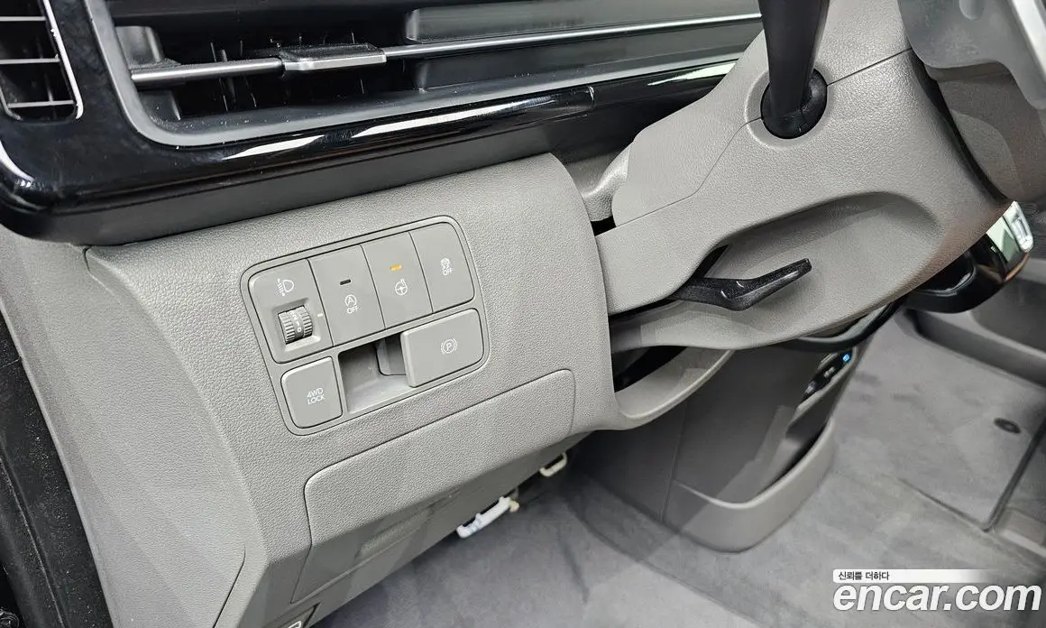 Hyundai Staria 2025 2.2 автомат (гидро), фото 26