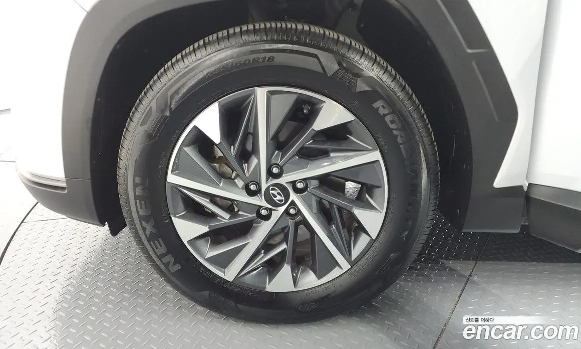 Hyundai Tucson 2021 1.6 автомат (гидро), фото 5
