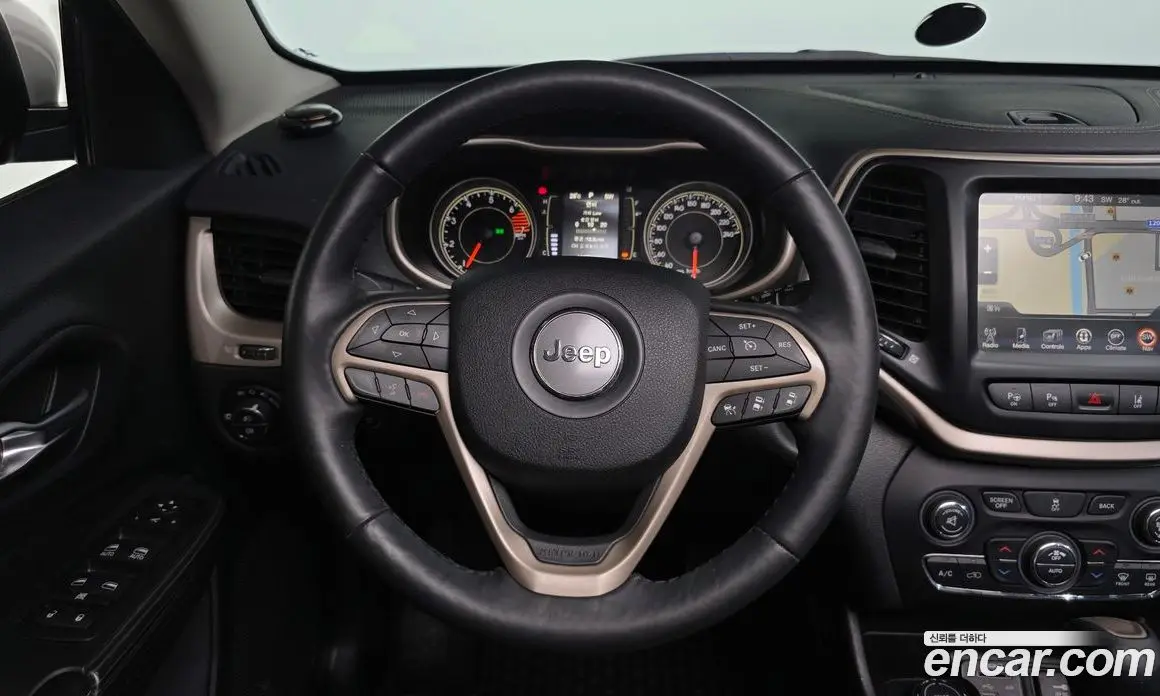 Jeep Cherokee 2016 2.4 автомат (гидро), фото 13