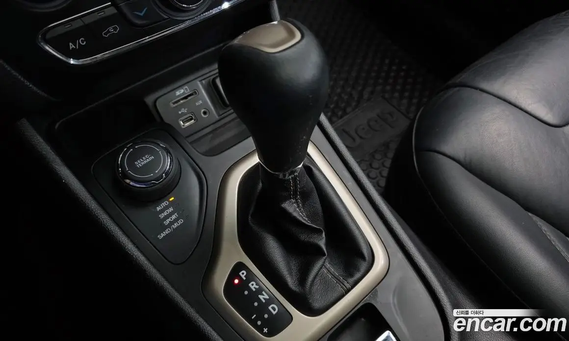 Jeep Cherokee 2016 2.4 автомат (гидро), фото 9