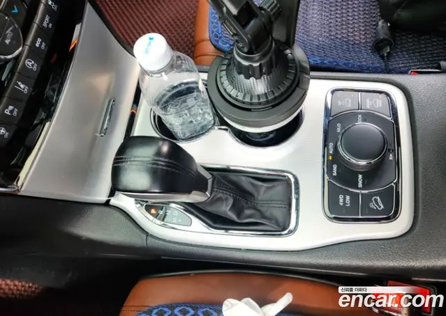Jeep Cherokee 2020 3.6 автомат (гидро), миниатюра 9
