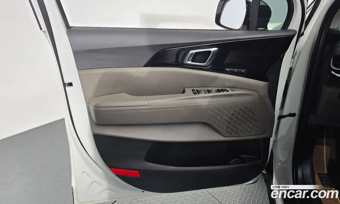 Kia Carnival 2024 2.2 автомат (гидро), фото 13
