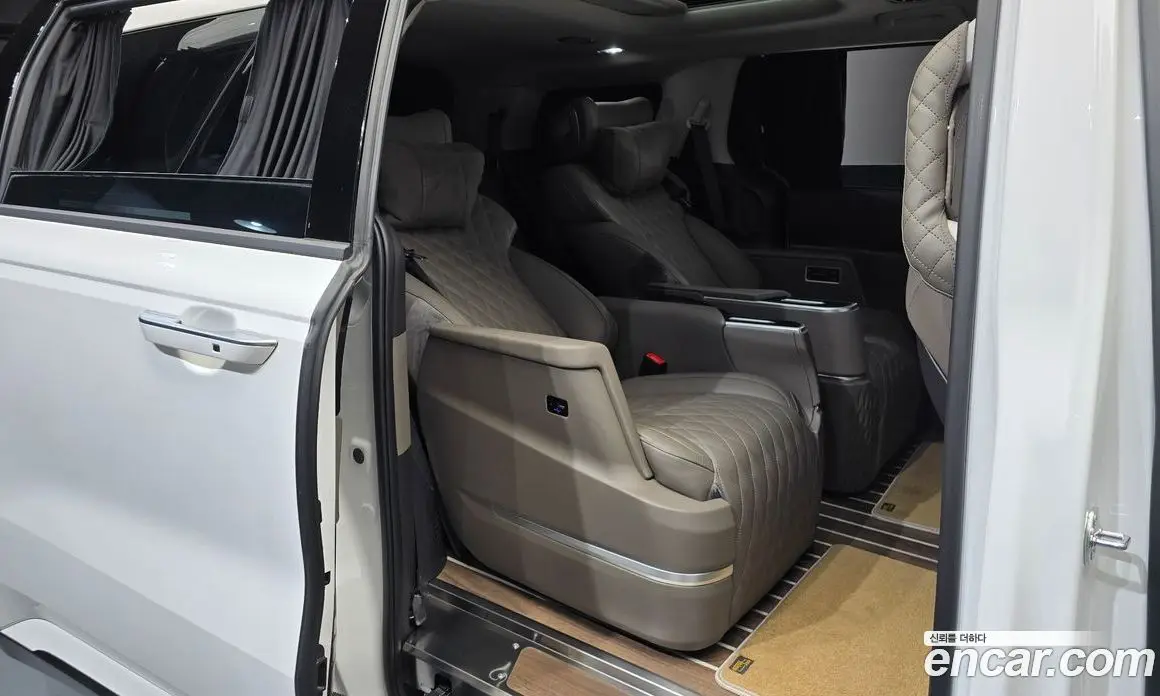 Kia Carnival 2024 2.2 автомат (гидро), фото 16