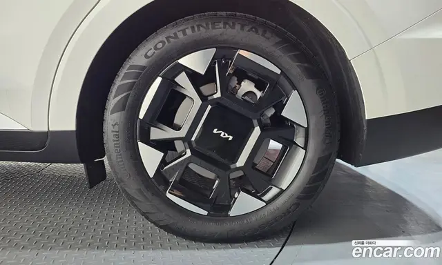 Kia Carnival 2024 2.2 автомат (гидро), миниатюра 6