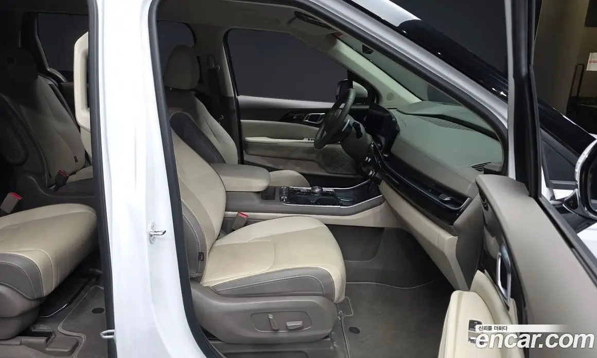 Kia Carnival 2024 3.5 автомат (гидро), фото 17