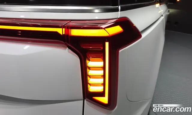 Kia Carnival 2024 3.5 автомат (гидро), миниатюра 9