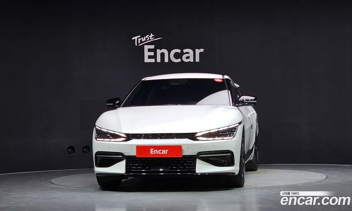 Kia EV6 2023 0.1 автомат (гидро), фото 3