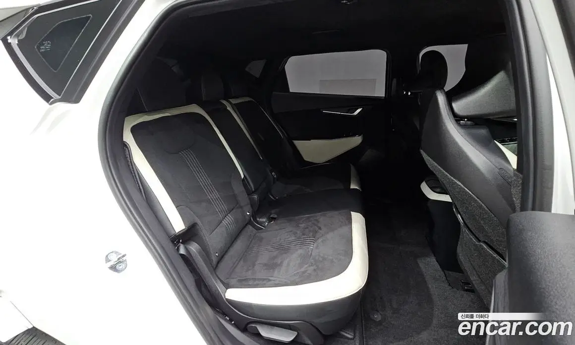 Kia EV6 2023 0.1 автомат (гидро), фото 24