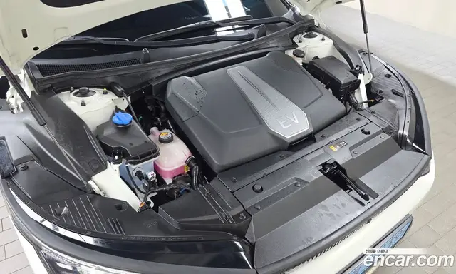 Kia EV6 2024 0.1 автомат (гидро), миниатюра 6