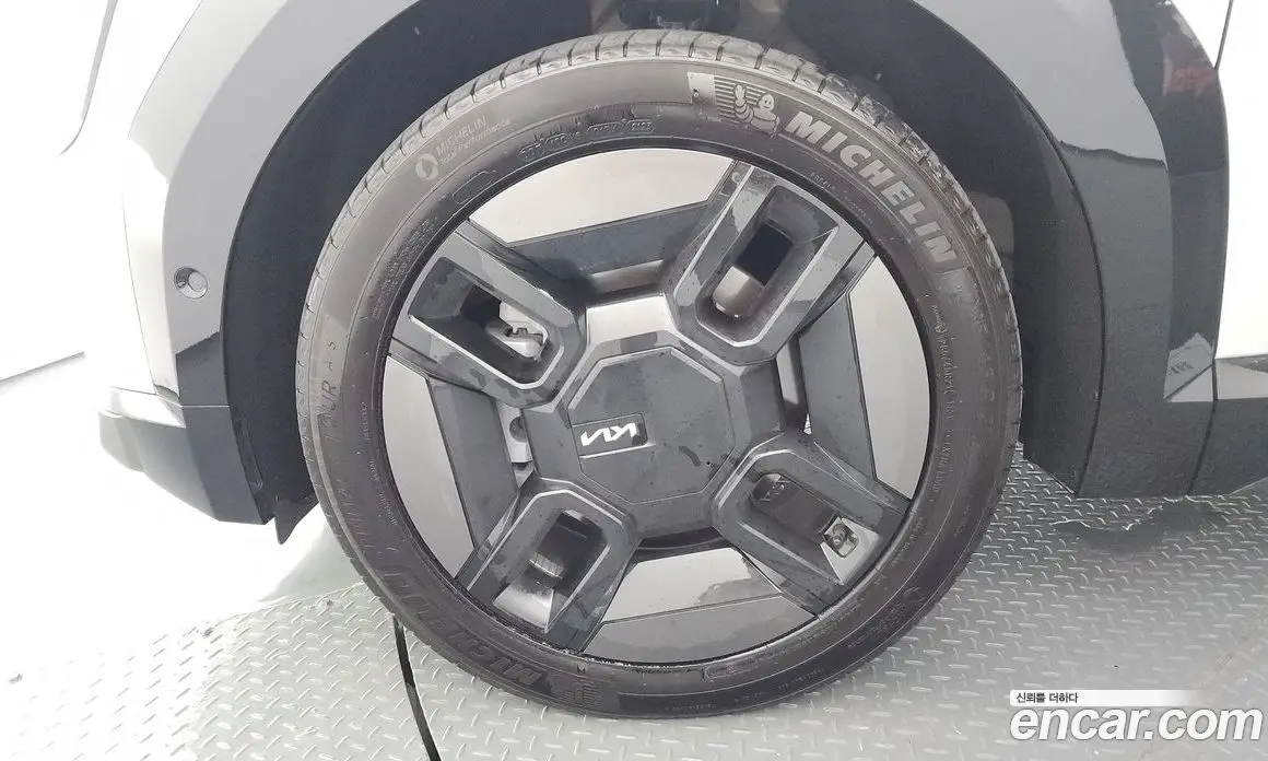Kia EV9 2024 0.2 автомат (гидро), фото 5
