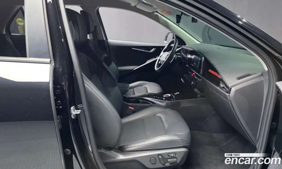 Kia Niro 2022 0.2 автомат (гидро), фото 16
