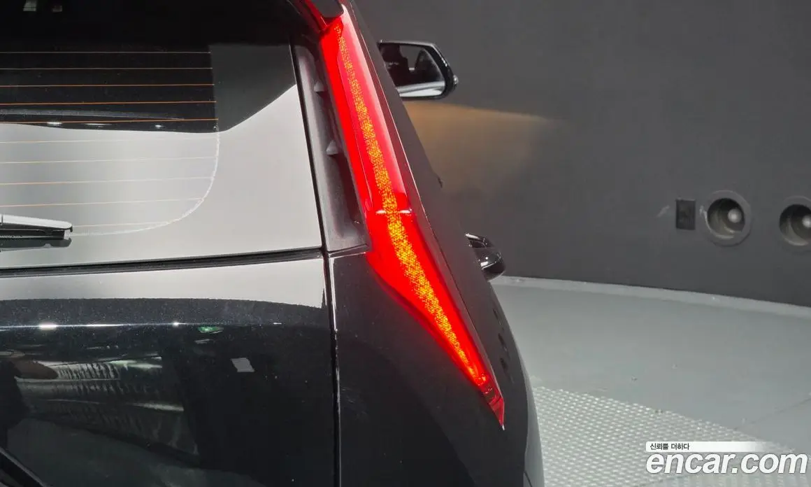 Kia Niro 2022 0.2 автомат (гидро), фото 8