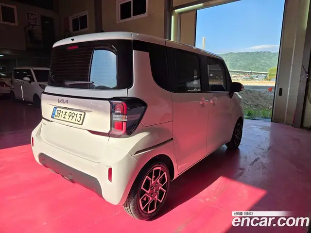 Kia Ray 2022 1.0 автомат (гидро), миниатюра 2