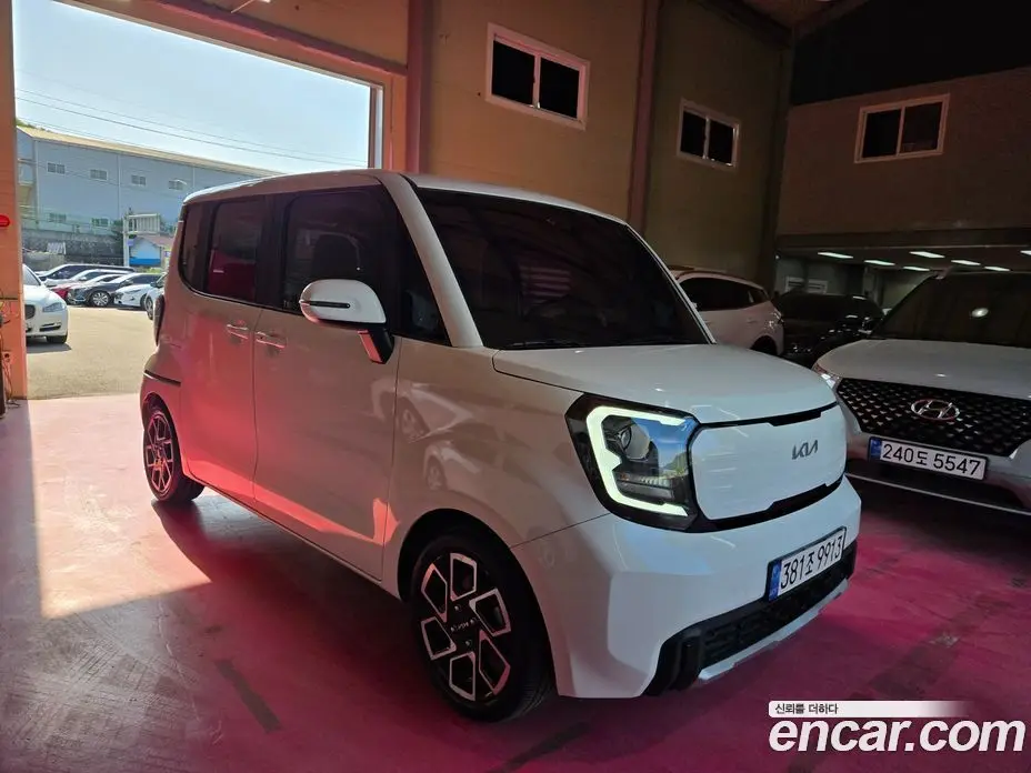 Kia Ray 2022 1.0 автомат (гидро), фото 19