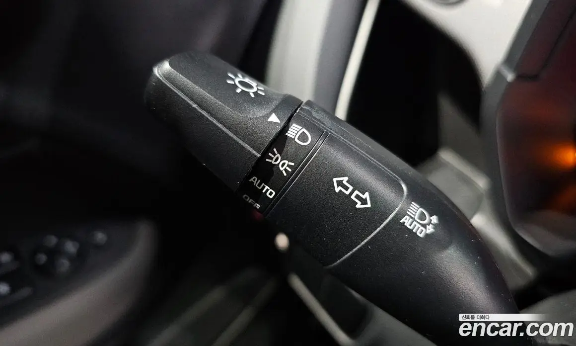 Kia Ray 2023 1.0 автомат (гидро), фото 17