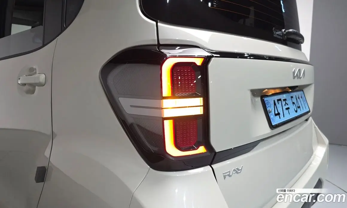 Kia Ray 2024 0.1 автомат (гидро), фото 8