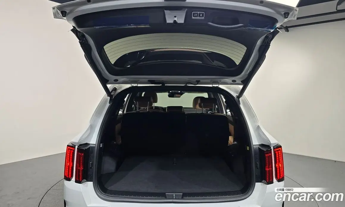 Kia Sorento 2022 2.5 автомат (гидро), фото 20 Kia Sorento 2022 2.5 автомат (гидро), фото 20