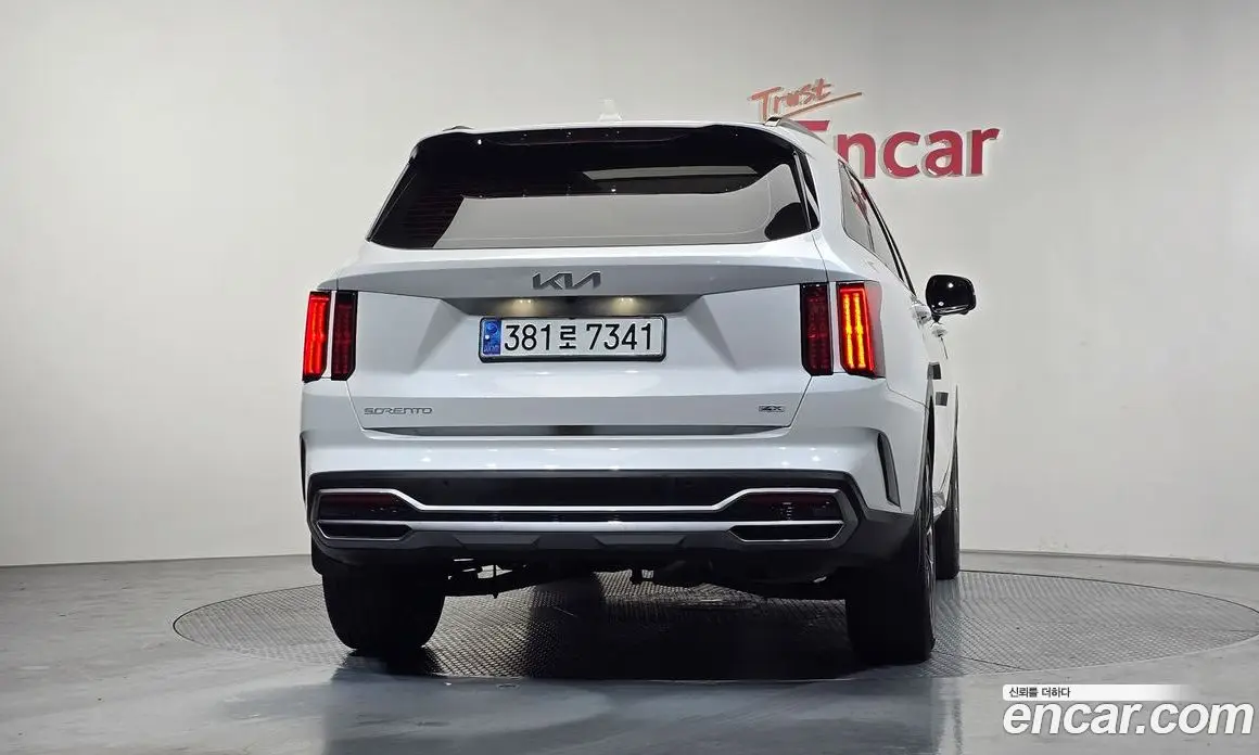 Kia Sorento 2022 2.5 автомат (гидро), фото 4 Kia Sorento 2022 2.5 автомат (гидро), фото 4