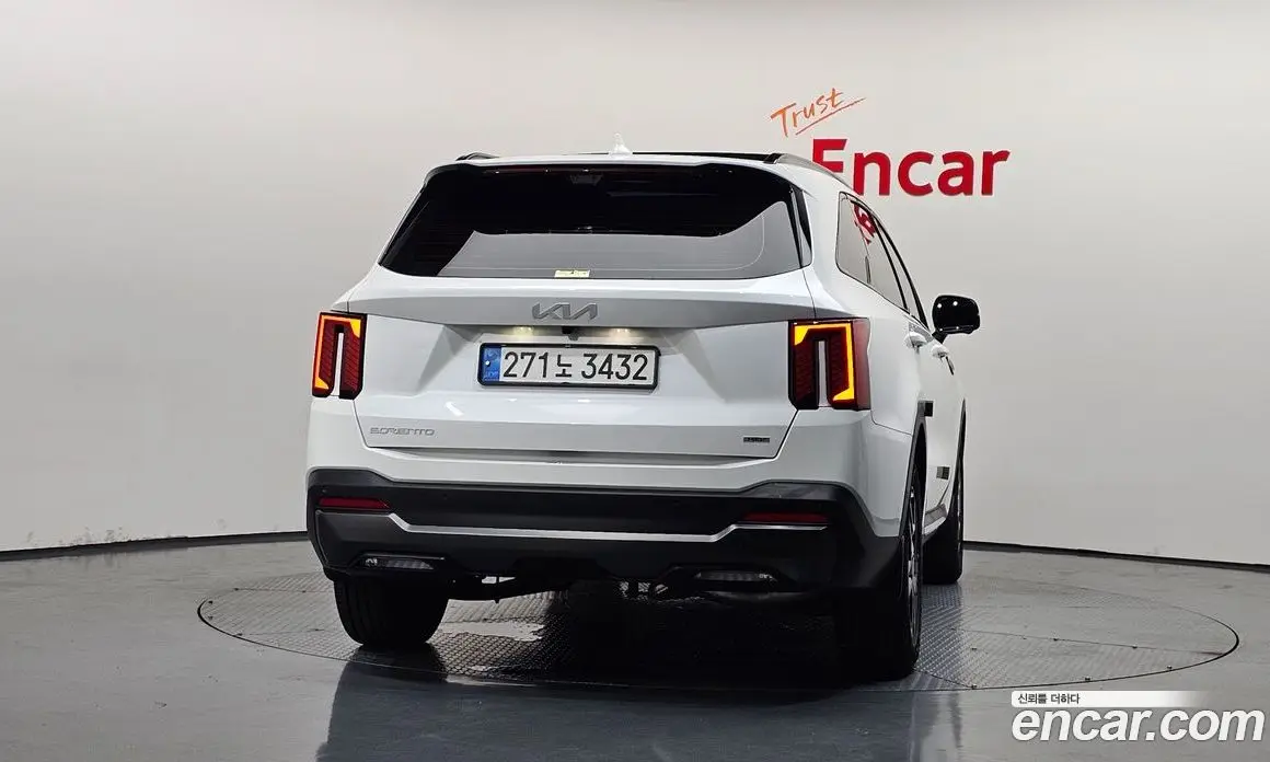 Kia Sorento 2024 1.6 автомат (гидро), фото 3