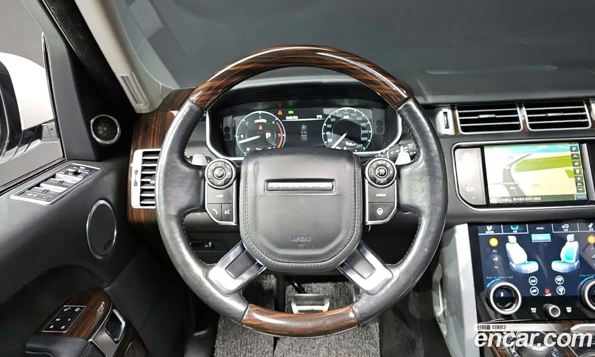 Land Rover Range Rover 2015 4.4 автомат (гидро), фото 13 Land Rover Range Rover 2015 4.4 автомат (гидро), фото 13