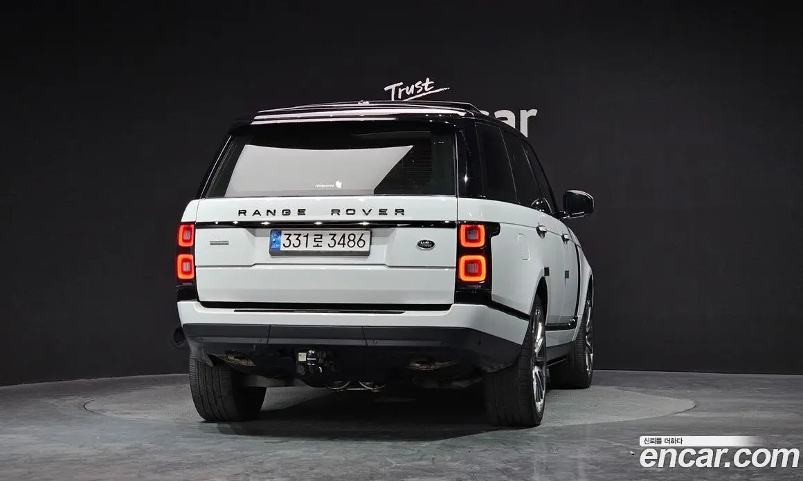Land Rover Range Rover 2015 4.4 автомат (гидро), фото 4 Land Rover Range Rover 2015 4.4 автомат (гидро), фото 4