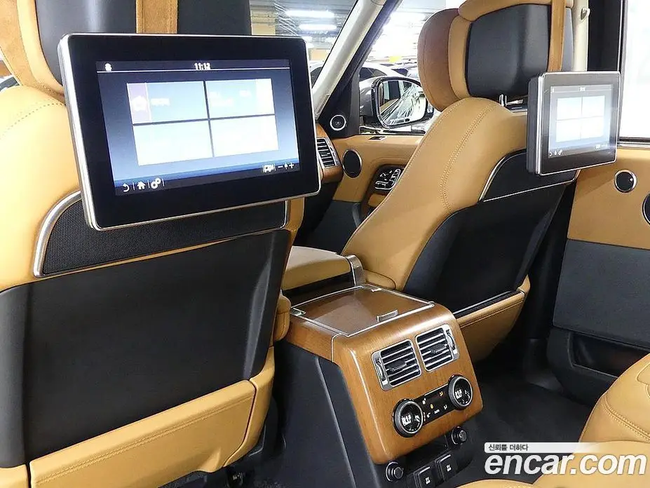 Land Rover Range Rover 2019 4.4 автомат (гидро), фото 19