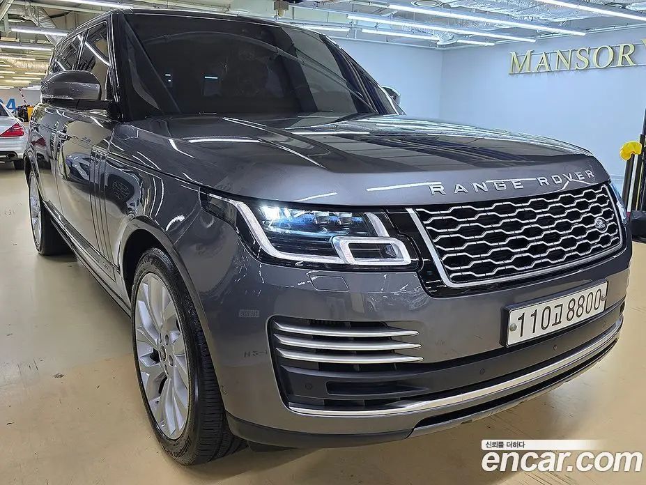 Land Rover Range Rover 2019 4.4 автомат (гидро), фото 4