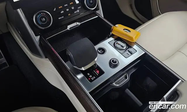 Land Rover Range Rover 2023 4.4 автомат (гидро), миниатюра 11