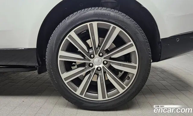Land Rover Range Rover 2023 4.4 автомат (гидро), миниатюра 6