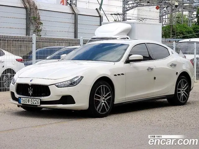 Maserati Ghibli, 2017, 105 642 км