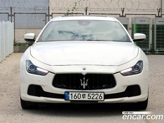 Maserati Ghibli 2017 3.0 автомат (гидро), миниатюра 2
