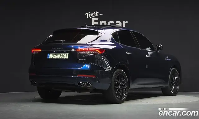 Maserati Levante 2022 2.0 автомат (гидро), миниатюра 2