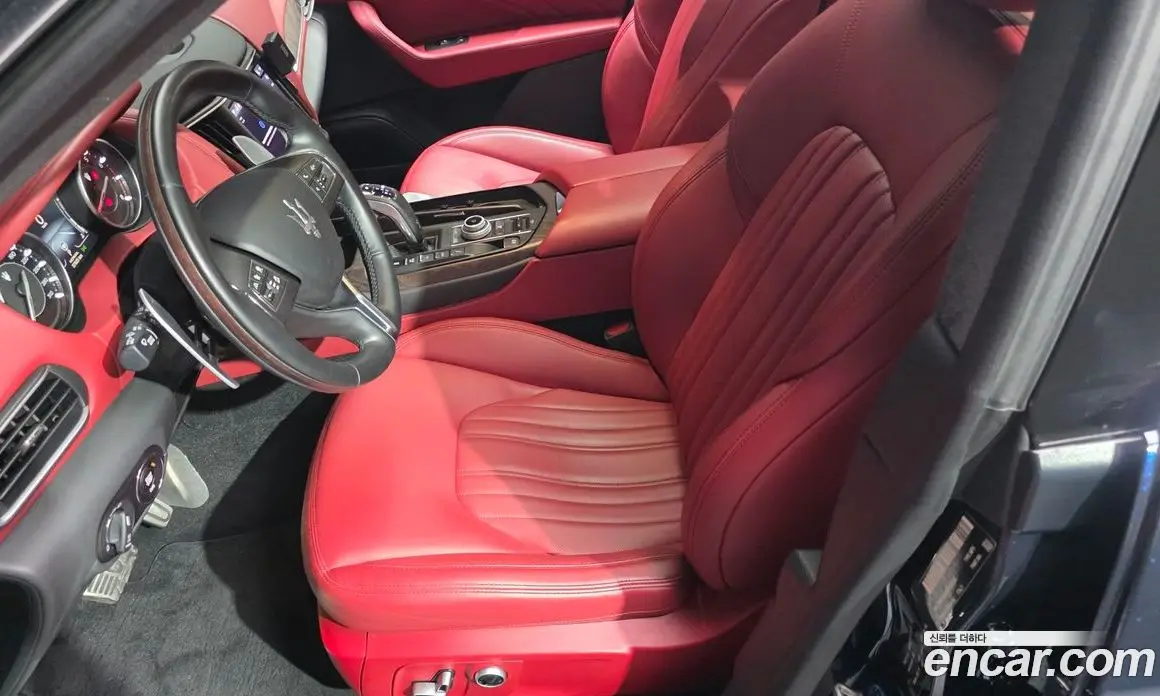Maserati Levante 2022 2.0 автомат (гидро), фото 16